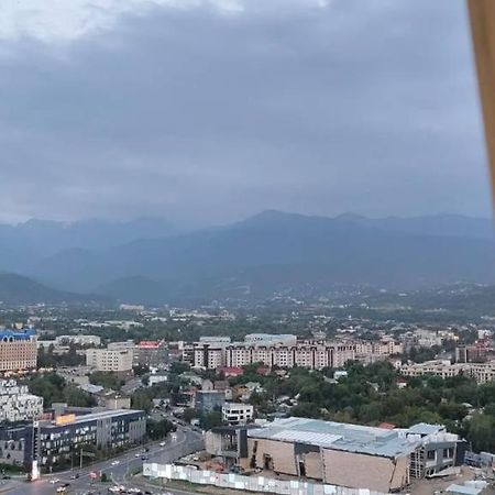 Nurly Tau 2Room Apartments Αλμάτι Εξωτερικό φωτογραφία